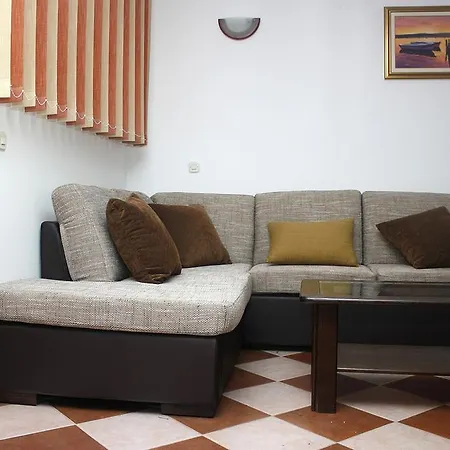 Holiday home Holiday Oleander Pula